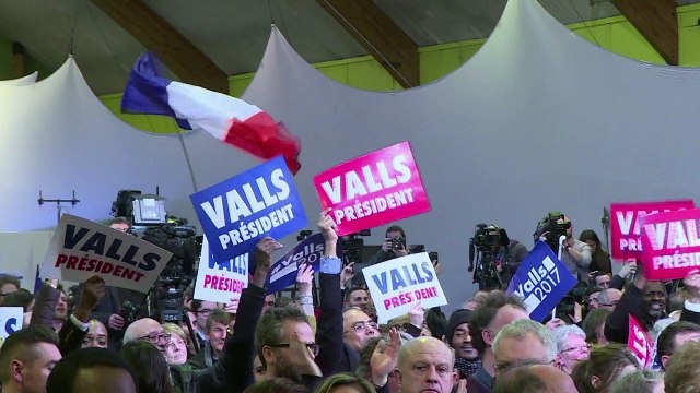 Primaire: Manuel Valls entre rejet du quinquennat et vote utile