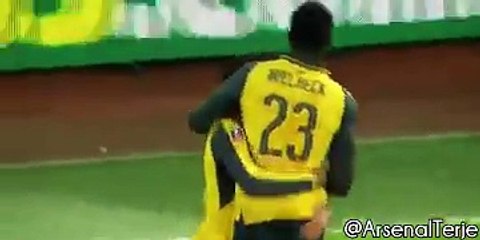 La superbe ouverture pour Danny Welbeck qui marque !