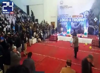 After few taunts from Imran Khan, Shahid Afridi left the ceremony early