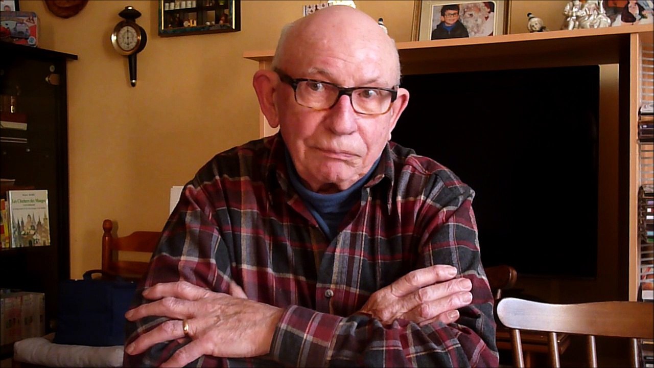 Une route construite par des prisonniers allemands