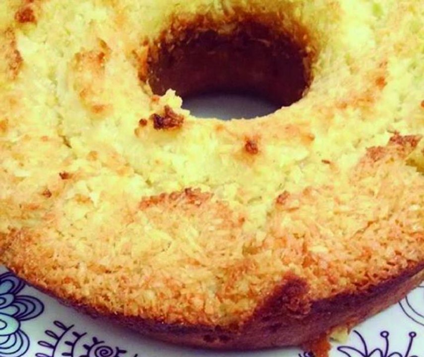 RECEITA BOLO DE COCO SEM FARINHA DE LIQUIDIFICADOR