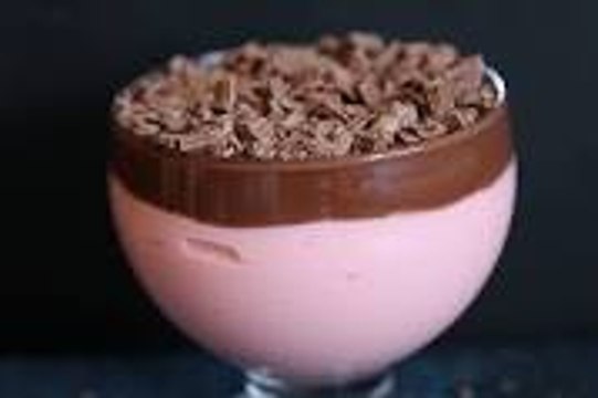 Como fazer Pavê de Leite Ninho com Morango e Chocolate