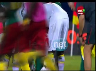 Sadio mané  inconsolable aprés la défaite du sénégal face au cameroun