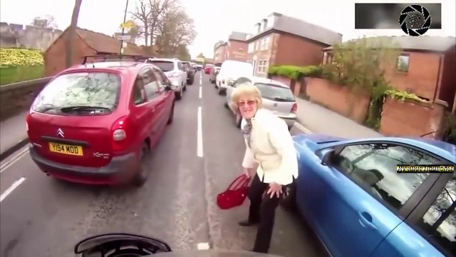 Лучшие Приколы Придурки и неудачники исполняют как могут для вас