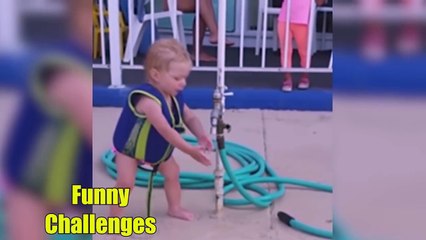 SI TE RIES O SONRIES PIERDES