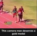 THIS CAMERA MAN DESERVE A GOLD MEDAL