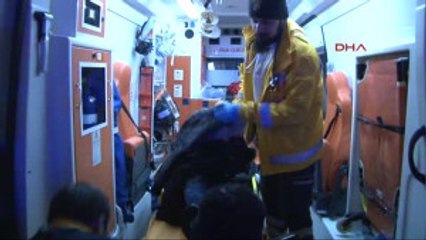 Beyoğlu'nda Silahlı Kavga: 1'i Polis, 4 Yaralı