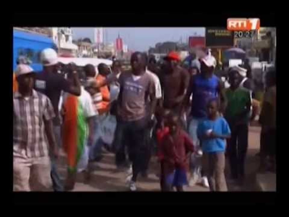 Les Elephants de Côte d'Ivoire acceuilli en triomphe par les ivoiriens vivant en Gambie