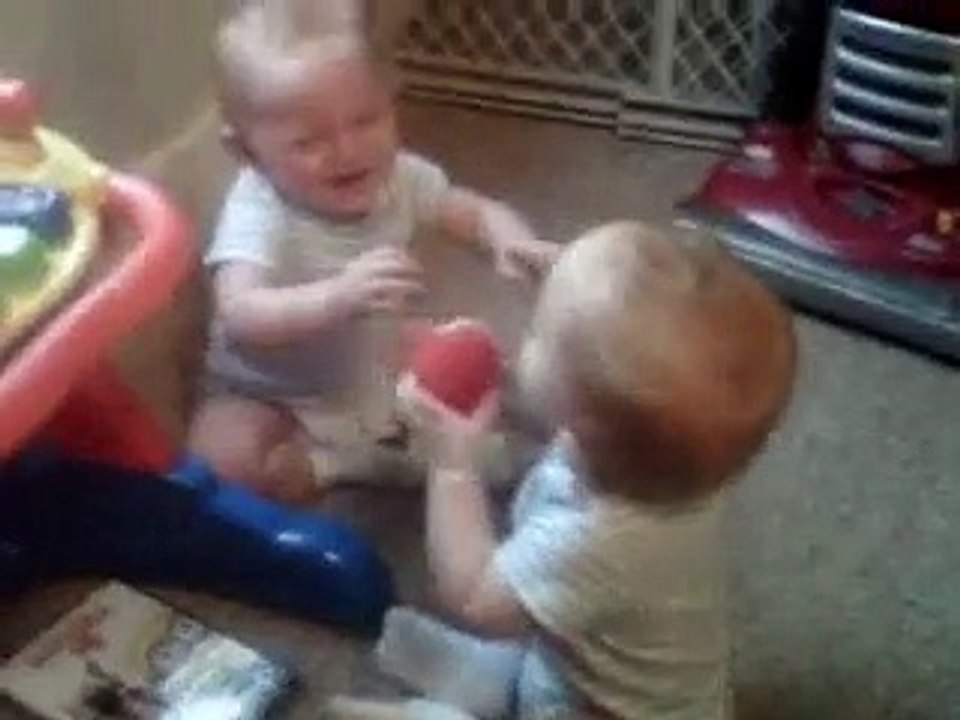 Babys fighting video must watch