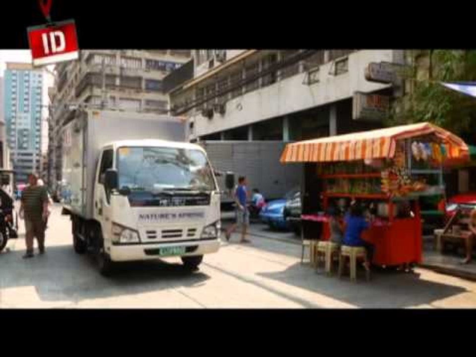 6-year-old girl asks people not to waste rice | Investigative Documentaries