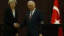 دیدار نخست وزیر بریتانیا از ترکیه و امضای قراردادهای تجاری