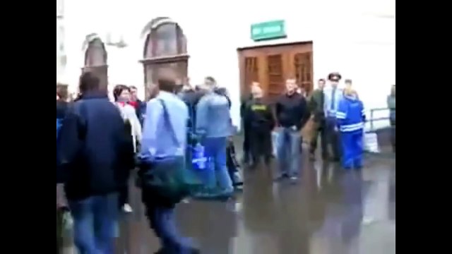 Быдло и всякая нечисть получает по заслугам.Жестокая подборка.