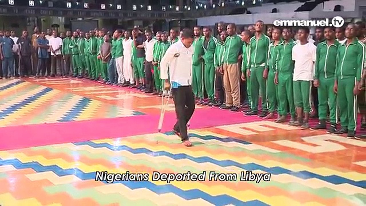 NIGERIAN DEPORTEES RUSH TO THE SCOAN