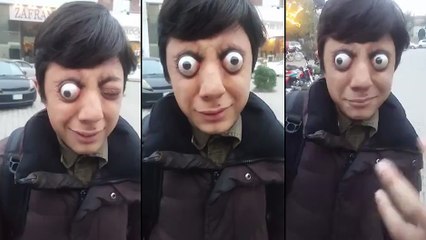 Les yeux de cet homme vont vous faire peur !