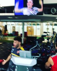 Les joueurs d'Arsenal s'enthousiasment pour la victoire de Roger Federer