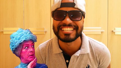 ME COMEU COM OS OLHOS NA BALADA.