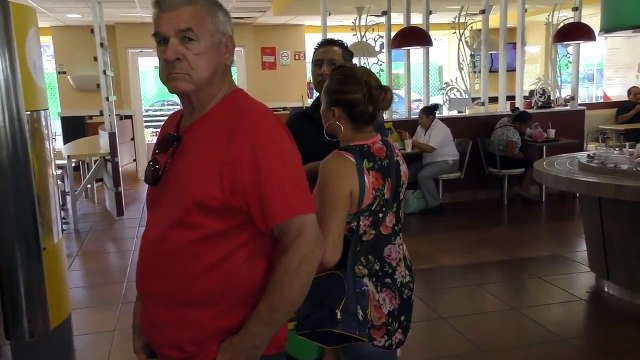 Почему ему до сих пор не дали пизды 720