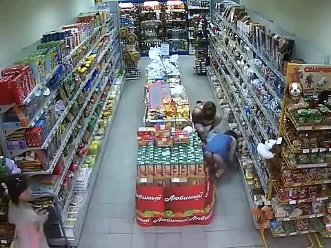 Будни в Супермаркете- Троя Красноярск Спутник часть 1