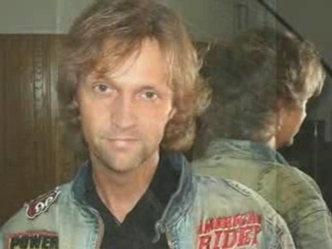 ON COURT (Philippe Vancles)