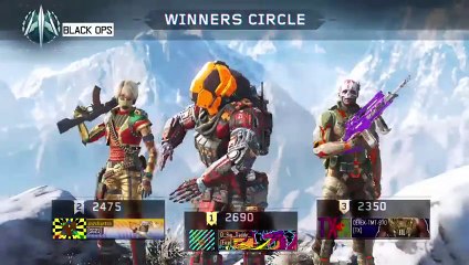 Playing minecraft with my friend he is scared as shit (30)