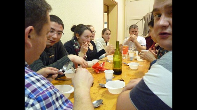 Foyer rural 2014 - Repas de fin de soirée.