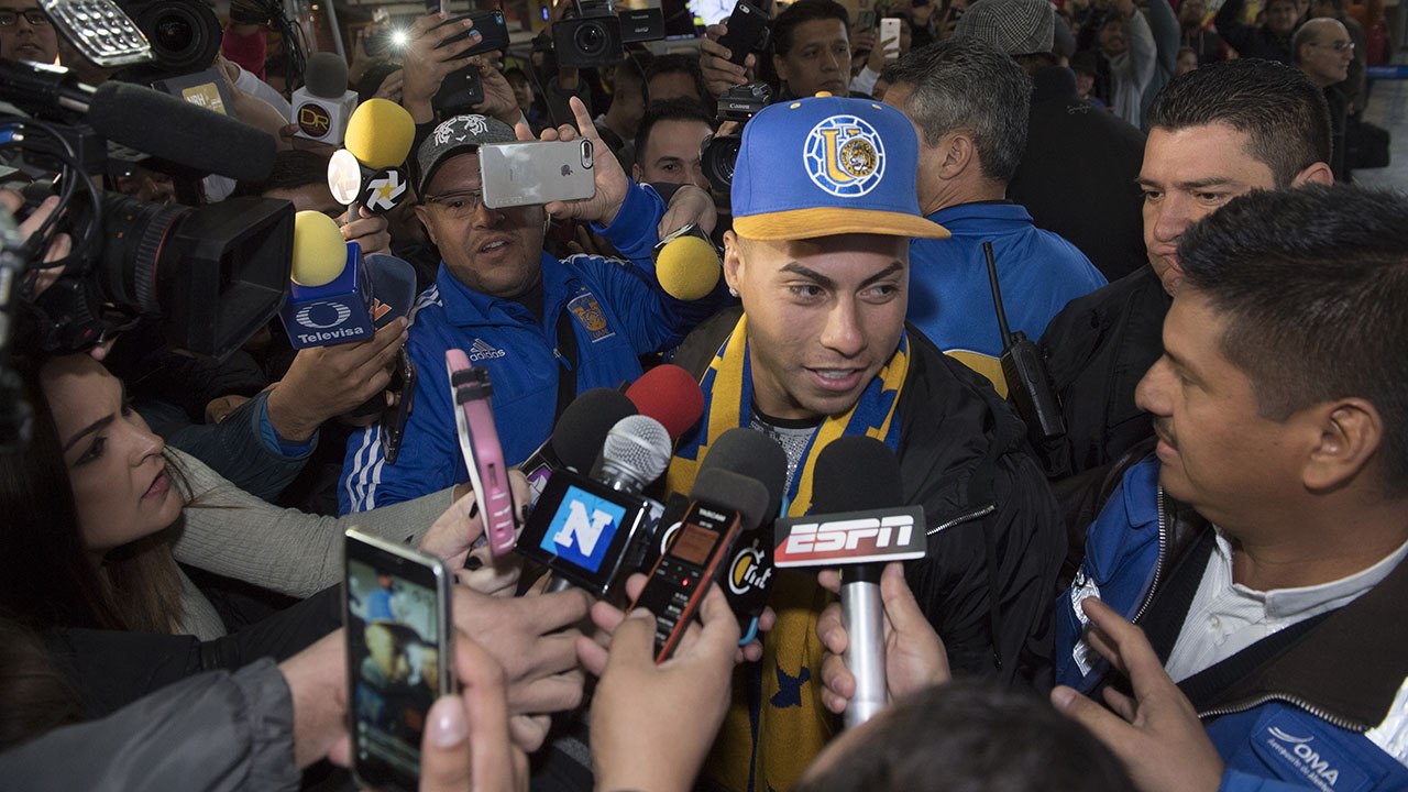 Edu Vargas llega a Monterrey