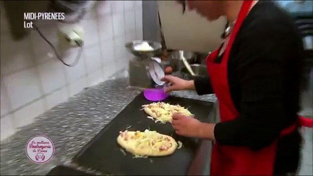 Headshot d'un chat dans -La meilleure boulangerie de France- (M6) -