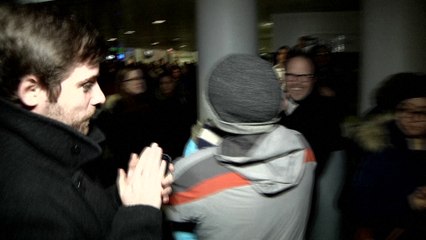 Des "voyageurs interdits" libérés de l'aéroport de Chicago