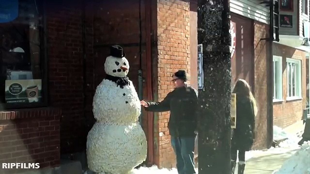 Try Not To Laugh Funny Scary Snowman Prank 1-2