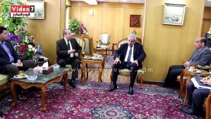 بالفيديو..وزير الصناعة يصل إلى دمياط لمناقشة المخطط النهائى لمدينة الأثاث