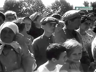 Публичная казнь фашистов на городской площади в Краснодаре , 18 июля 1943 г. Кин