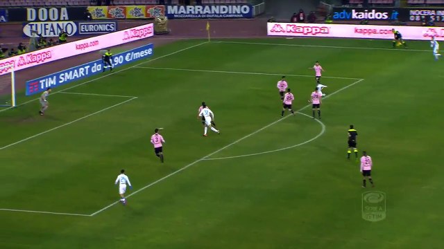 Dries Mertens a marqué le but égalisateur de Naples contre Palerme