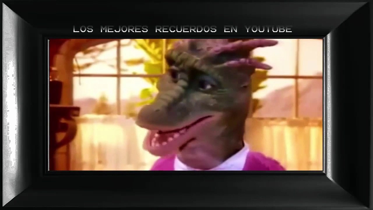 DINOSAURIOS - Bebe sinclair golpea a su papa