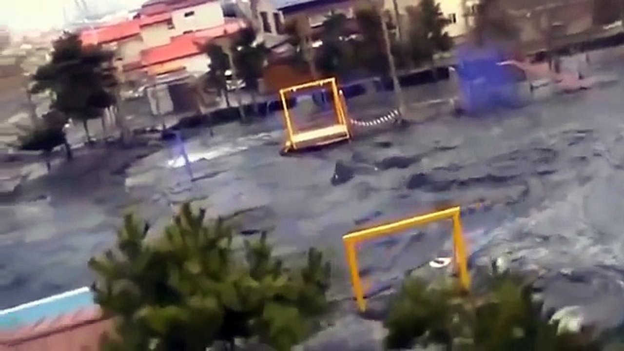 Top 10 Strange Unexplained Happenings Caught on tape!