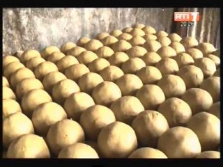 Reportage: Comment est fabriqué le savon artisanal "Kabakrou"