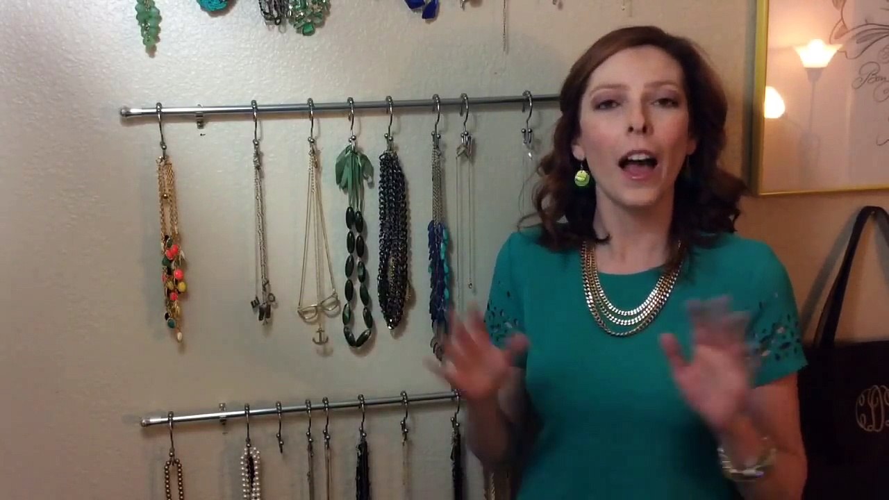 Obsessed with Chain Necklaces  //  Christina Deloma