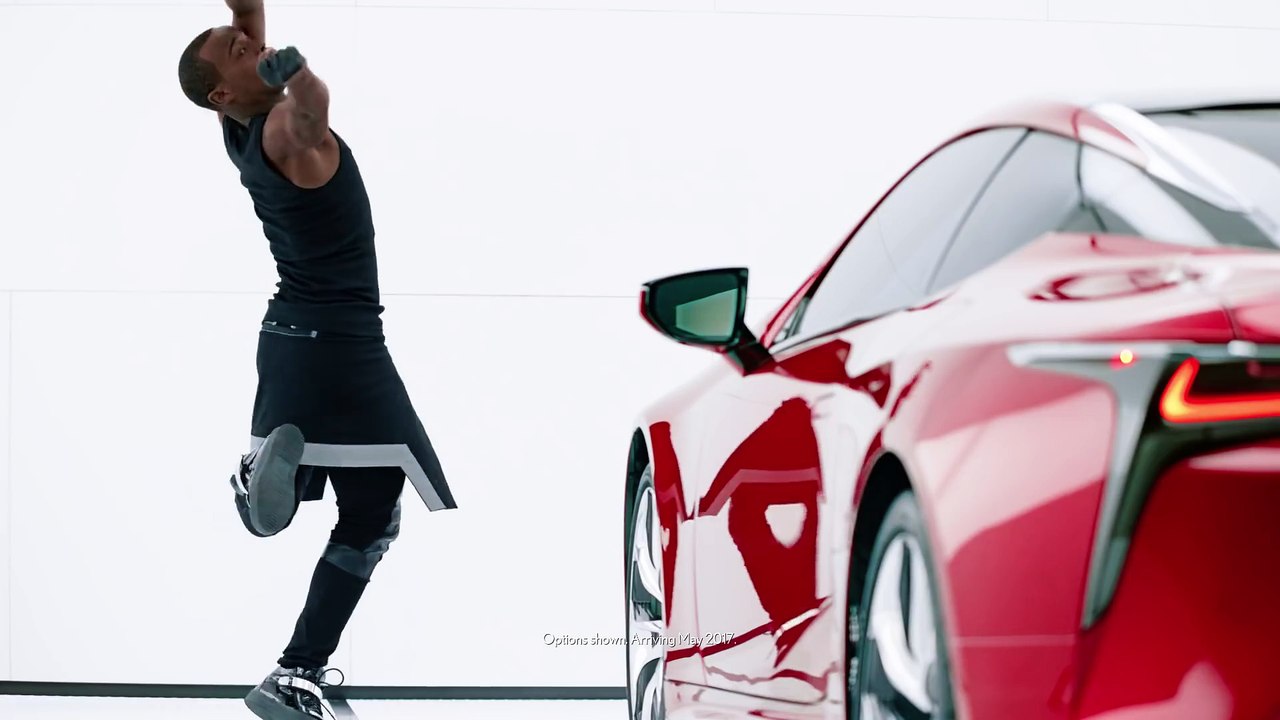 Pub Lexus "Man & Machine" Super Bowl LI