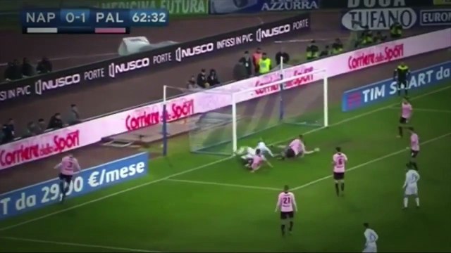 Nápoles empata graças a um `frango` inacreditável (vídeo)