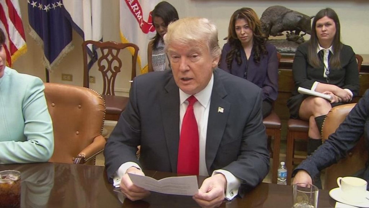 Donald Trump: le sue misure anti immigrazione bocciate dal mondo (quasi tutto)