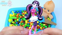 Bad Baby Doll Bath Time Learn Colors Candy Skittles M&Ms Surprise Toys Monster High for Girls