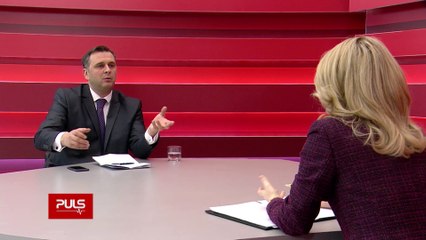 Hoxha premton se s’do të ketë drejtorë politikë nëpër burgje