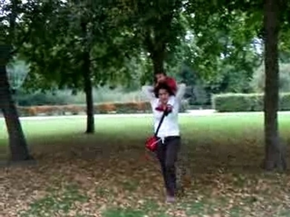 AU GALOP