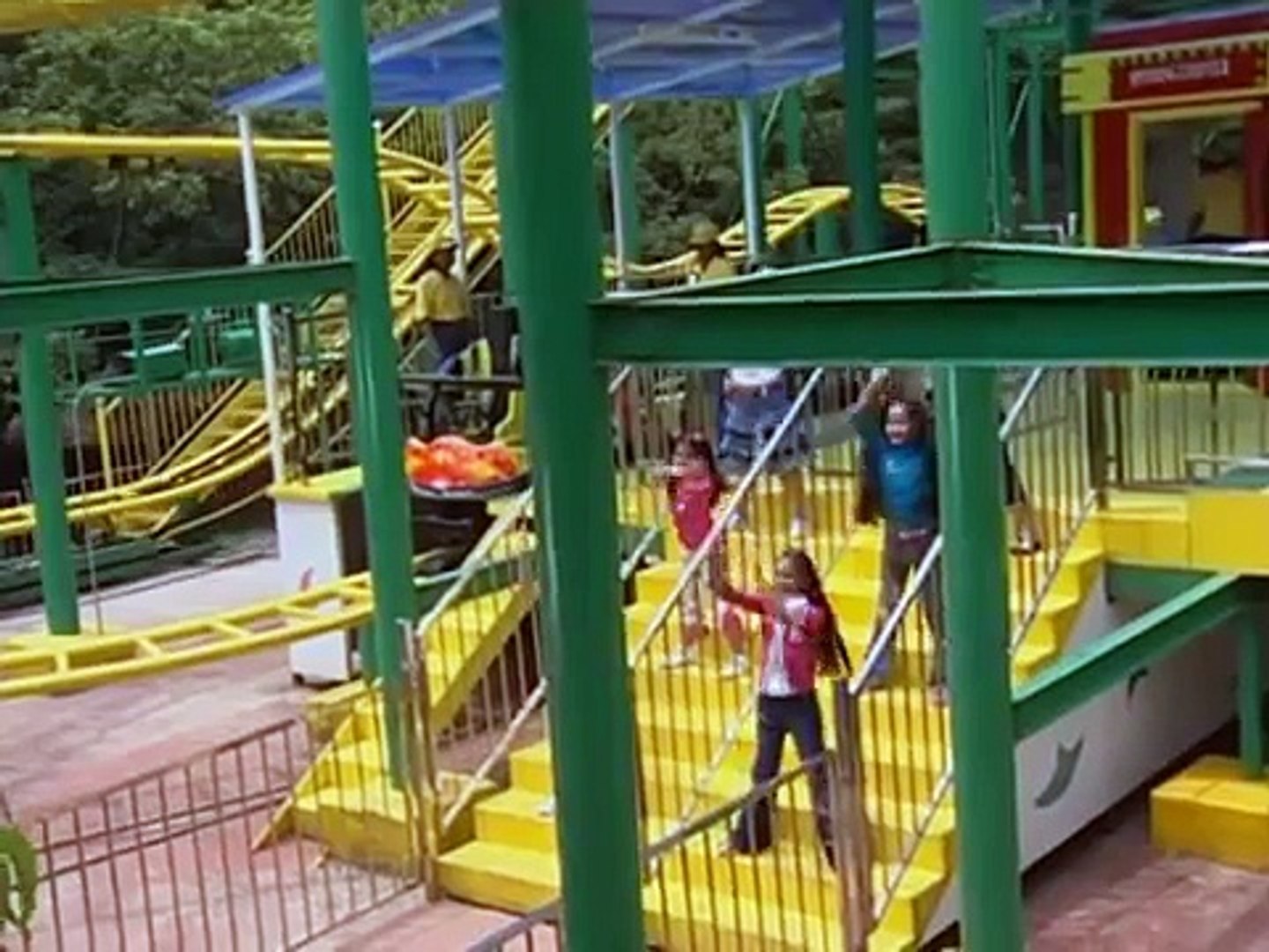 ⁣Rhyme Time - Snowy Santa And Clumsy Clown - Kids English Animation Movies