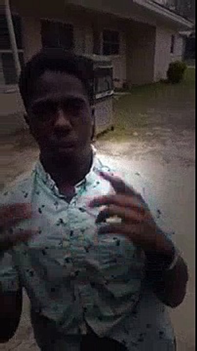 He Was Gettin' It: Guy That Goes By The Name "Knee High" Showing Off His Dance Moves!