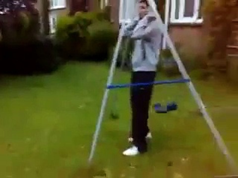 Прикольная детская карусель. Фейл. Неудача.