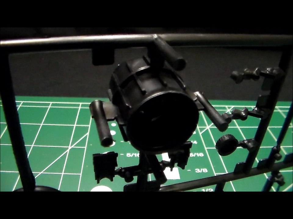 The Dark Knight_1:25 scale Batpod