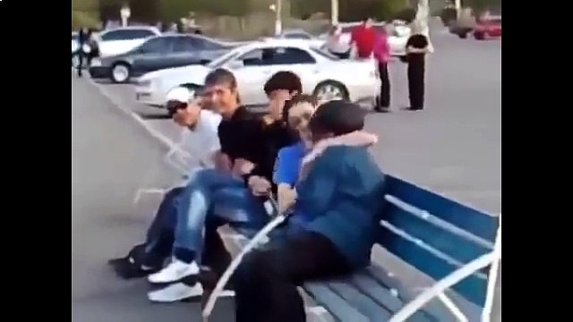 Пьяный махач бомжей и алкашей 2016 / Бомжатский мортал комбат