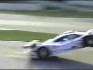 Porsche GT1 Crash Le Mans