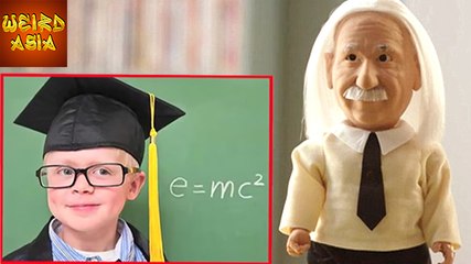 Albert Einstein ROBOT Helps Children | Weird Asia