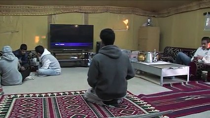 La vie sous la tente 5 étoiles dans le désert koweïtien